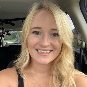 Meet your Posher, Bethany